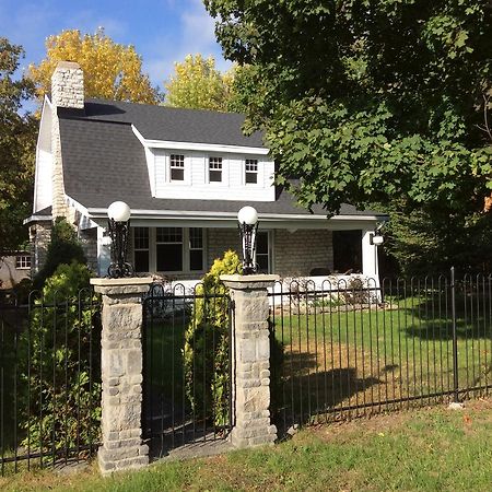 Riverside Caygeon B&B Bobcaygeon Exterior photo