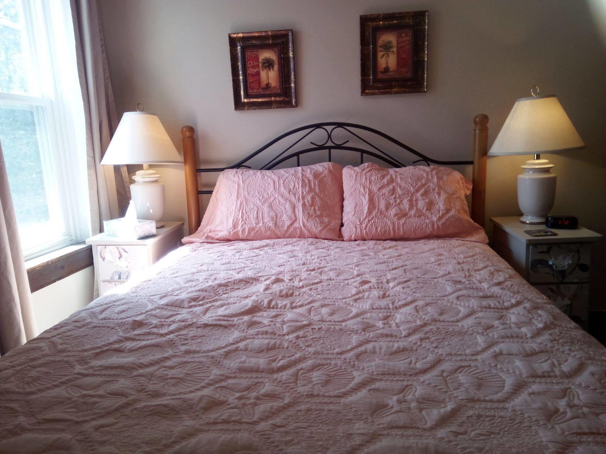 Riverside Caygeon B&B Bobcaygeon Exterior photo