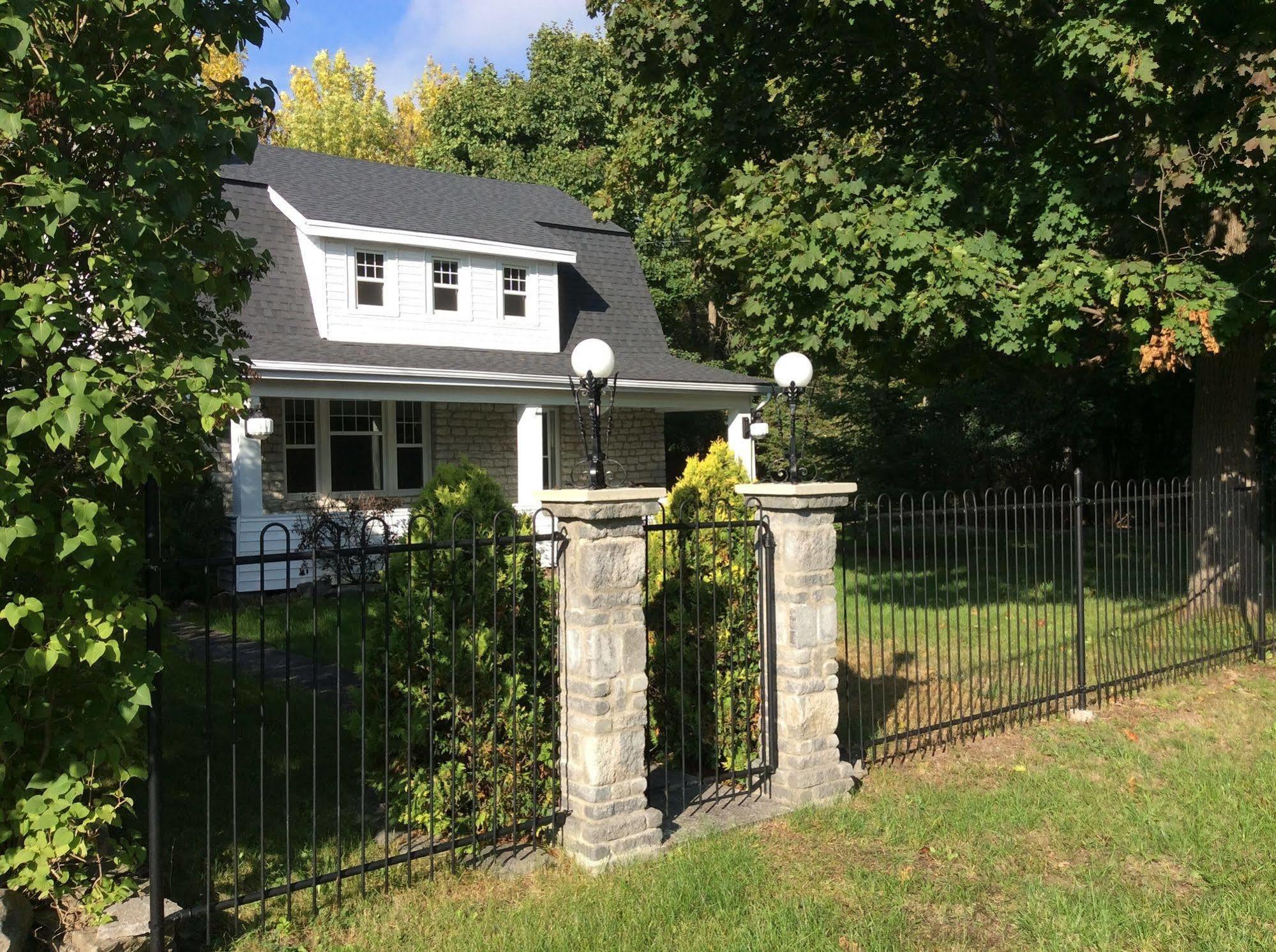 Riverside Caygeon B&B Bobcaygeon Exterior photo